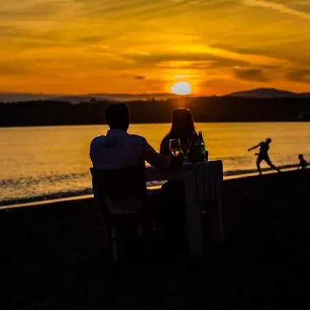 リゾート Teos Ormanci Tatil Koyu セェフェリヒサール