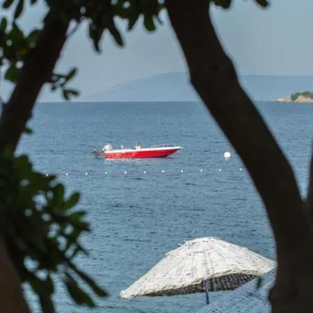 リゾート Teos Ormanci Tatil Koyu セェフェリヒサール