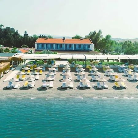 Teos Ormanci Tatil Koyu 3* セェフェリヒサール