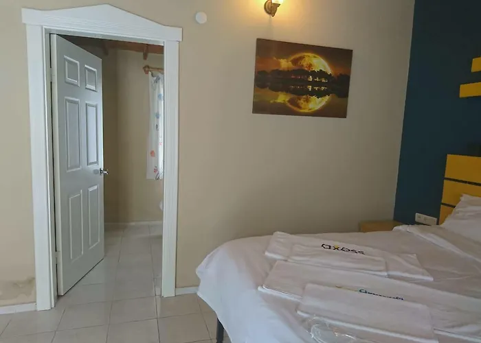 Teos Ormanci Tatil Koyu 3*