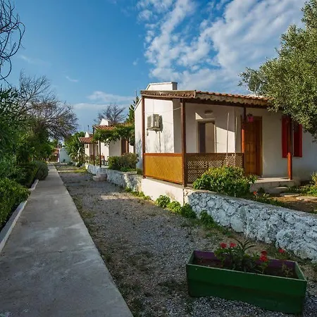 リゾート Teos Ormanci Tatil Koyu 3*