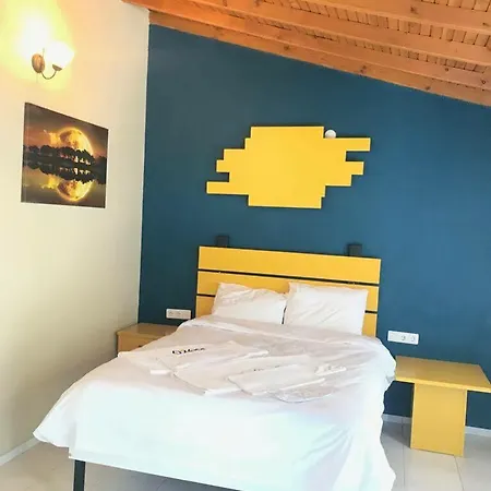אתר נופש Teos Ormanci Tatil Koyu