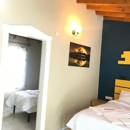 Teos Ormanci Tatil Koyu セェフェリヒサール