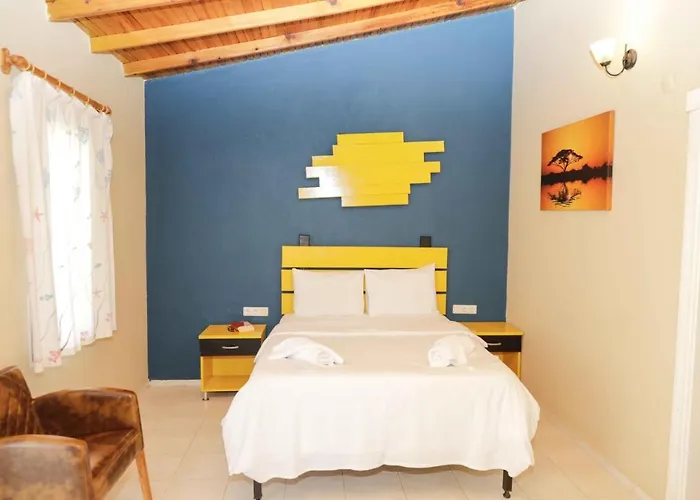 Teos Ormanci Tatil Koyu 3*