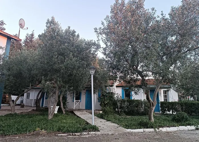 Teos Ormanci Tatil Koyu 3*